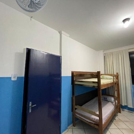 Portaria E Circulacao De Hospedes So Ate 23 Horas - Reabre As 5 Horas - Compartilhado Tompell Hostel Ponta Pora Ngoại thất bức ảnh